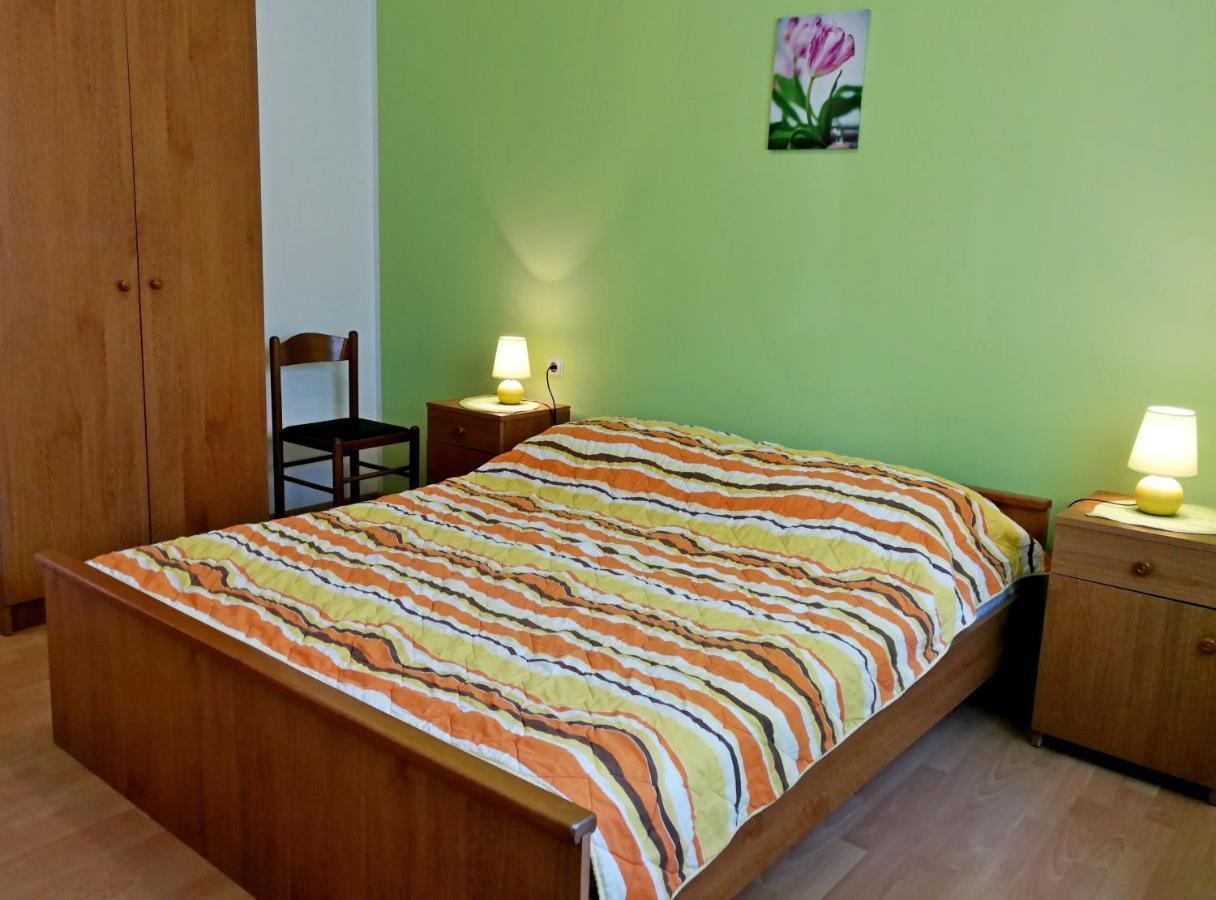Apartments Ines Medulin Exterior photo